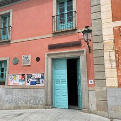 El Ayuntamiento de La Granja externaliza una plaza administrativa por 9.000€