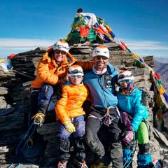 La ascensión al Himalaya que vale un récord mundial