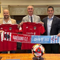 Ayuntamiento y Turégano CF formalizan convenio para el partido de Copa