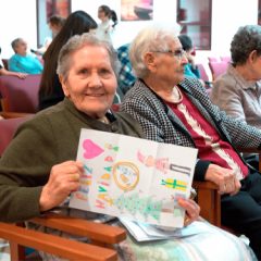 Publicatessen teje lazos solidarios entre generaciones