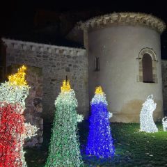 Pasacalles navideño en Torrecaballeros la mañana de Nochebuena