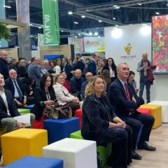 Segovia presenta su potencial como escenario de cine en FITUR