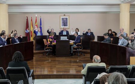 PP y PSOE pactan un aumento de liberados en la Diputación de Segovia