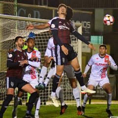 La Segoviana se reconcilia con la victoria (2-0)