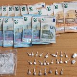 Detenido en La Lastrilla con 600 euros y 27 dosis de cocaína y heroína