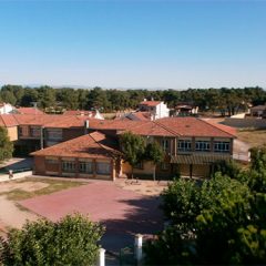Los padres de Navas de Oro piden un comedor para los más de 70 alumnos del colegio