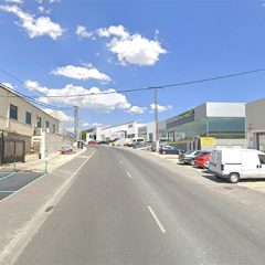 Un herido tras chocar una moto y un turismo en el polígono El Cerro