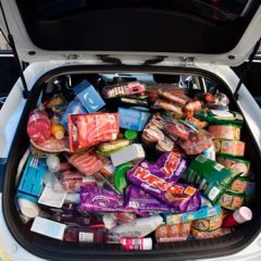 Detenidas por violencia y robo en un súper en la Avenida de la Constitución