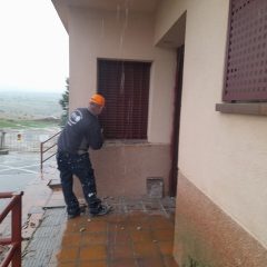 Comienzan las obras de los vestuarios de la piscina de Palazuelos