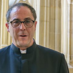 El Cabildo no aprecia conductas delictivas en la gestión del deán Rafael de Arcos
