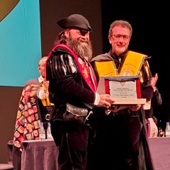 La Tuna honra a Michel con un premio nacional