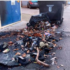 Calcinados 2 contenedores en Palazuelos