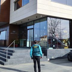 Dos detenidos por robar jamones y 1500€ en la fábrica de Los Joaquines en Pinillos