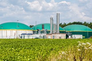 Protesta vecinal en Pinarejos contra la planta de biometano