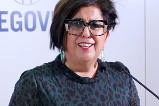 Dimite Rosalía Serrano