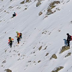 Rescatada una montañera tras sufrir una caída en el Risco de los Claveles