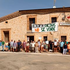 Piden la dimisión de la alcaldesa de Encinas por vender suelo municipal
