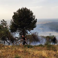Un rayo provoca un incendio en Basardilla en plena tormenta