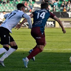 La falta de pegada condena al empate a la Segoviana ante el Burgos (0-0)