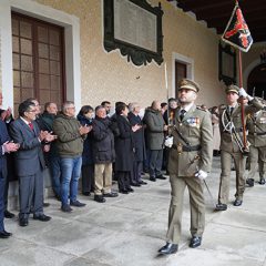 Paisanos juran bandera en la Academia de Artillería por Santa Bárbara