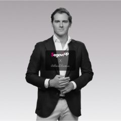 Albert Rivera hace parada en Segovia para participar como ponente en un congreso del IE