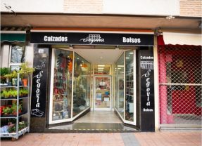 Identificado el autor de la web falsa que suplantaba a Calzados Segovia