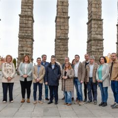 Bolaños arropa en Segovia a los socialistas y pide “abrir una nueva etapa” en Castilla y León