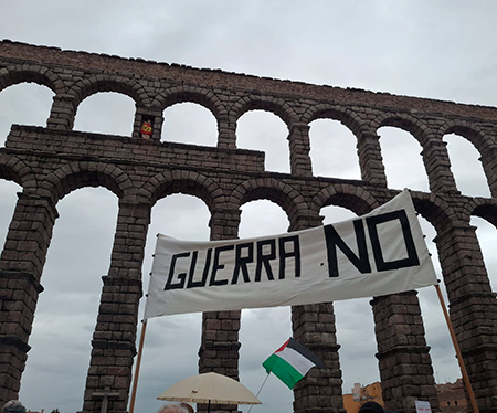 El “No a la Guerra” vuelve a la calle