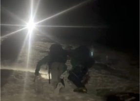 Rescatados dos senderistas en el Pico de Dos Hermanas