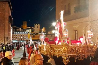 Al ritmo de la procesión