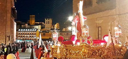 Al ritmo de la procesión