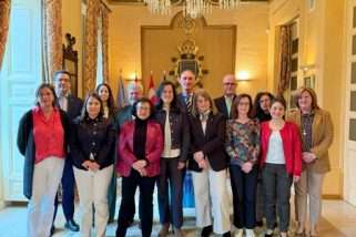 Toma de posesión de ocho empleadas municipales