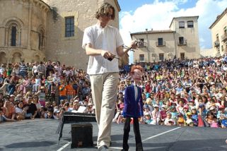 Titirimundi cumple 40 años en mayo con más de 300 funciones