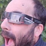 Segovia activa la cuenta atrás del eclipse con gafas exclusivas diseñadas por Celia Uve
