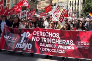 Más de 200 personas marchan en Segovia por salarios, vivienda y democracia