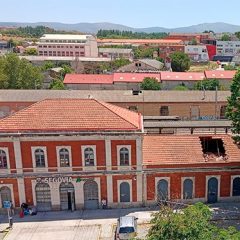 Podemos alerta del abandono de la vieja estación y pide su conversión en espacio social