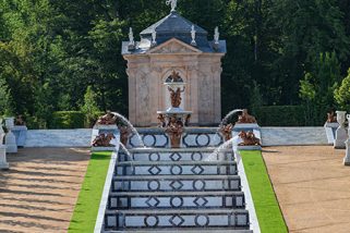 La Granja recupera su fuente más monumental